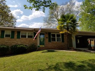 6308 Valhalla Dr, Douglasville, GA 30135