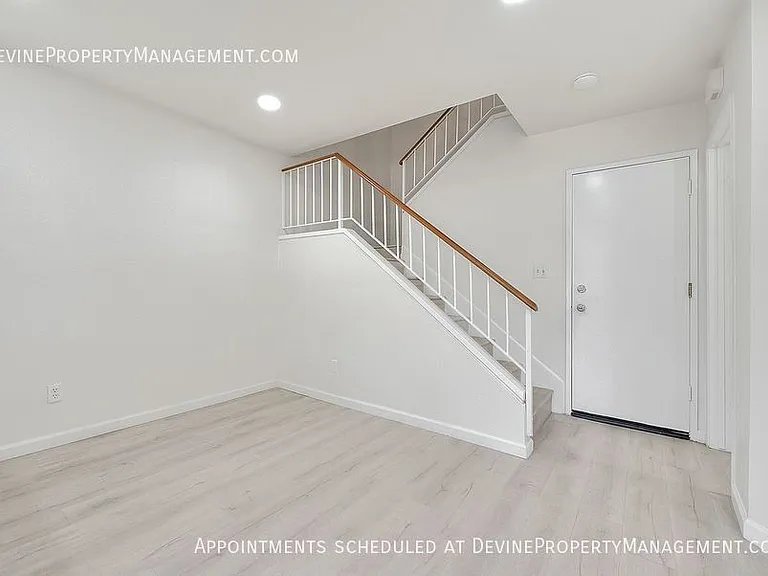 902 California Privado — Photo 13