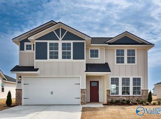 12580 Buck Rd, Athens, AL 35613