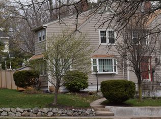 2 Palmer St, Winchester, MA 01890