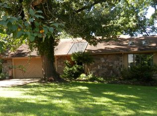 60051 E 320th Rd, Grove, OK 74344