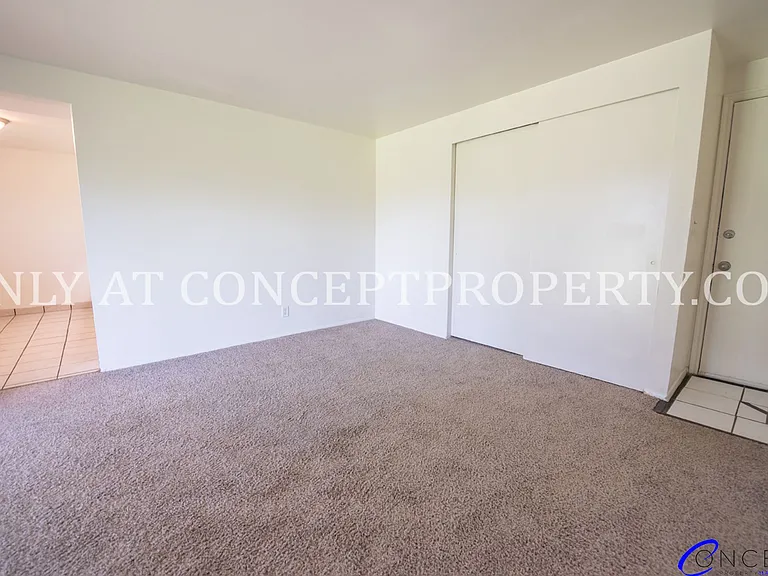 Ponderosa — Photo 15
