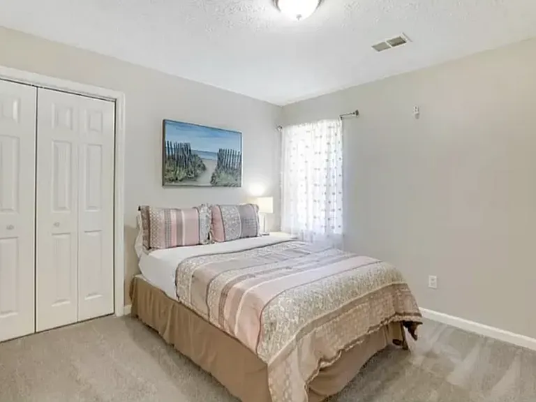 7136 Woodstone Dr — Photo 23