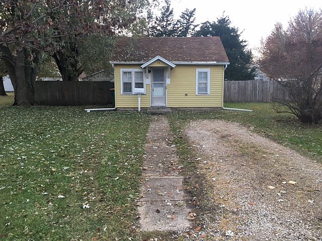 1st image of 118 Sheldon St