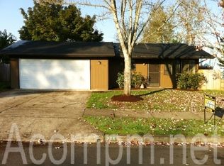 224 72nd St, Springfield, OR 97478