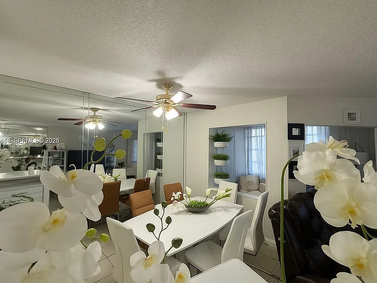 12500 SW 5th Ct #112M — Photo 2