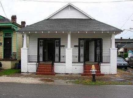 1st image of 2343 Chippewa St