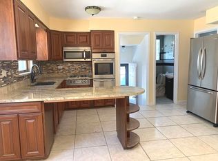 607 Bohland Ave, Bellwood, IL