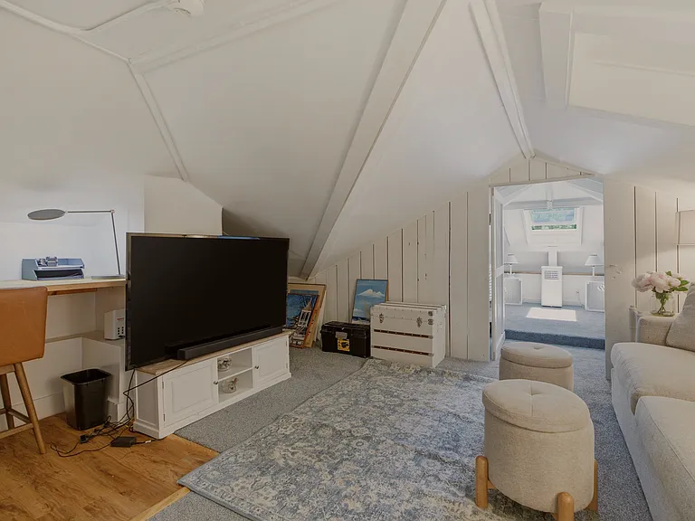 67 Perry St #5 — Photo 21