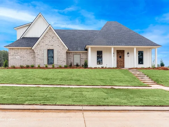 726 Julesburg Ln, Benton, LA 71006