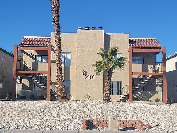 2nd image of 2101 Winwood St APT 3