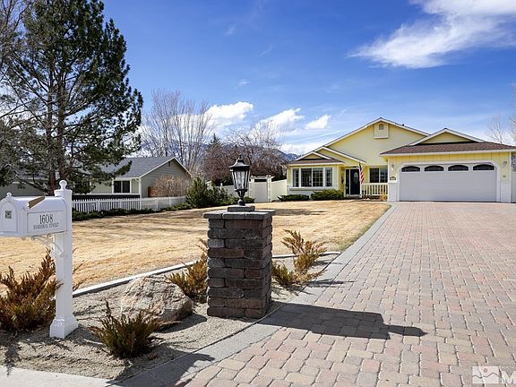 3rd image of 1608 Burrukia St