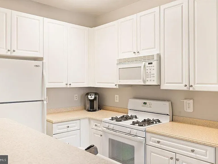 2651 Park Tower Dr #113 — Photo 12