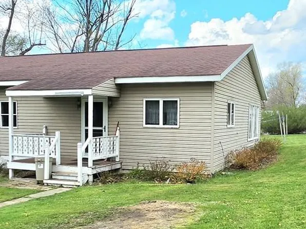 1267 Fingerhoot St, Johnstown, PA 15902