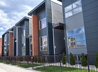 515 E 43rd St, Chicago, IL 60653