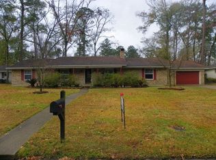 1310 Walnut Bend St, Lufkin, TX 75904