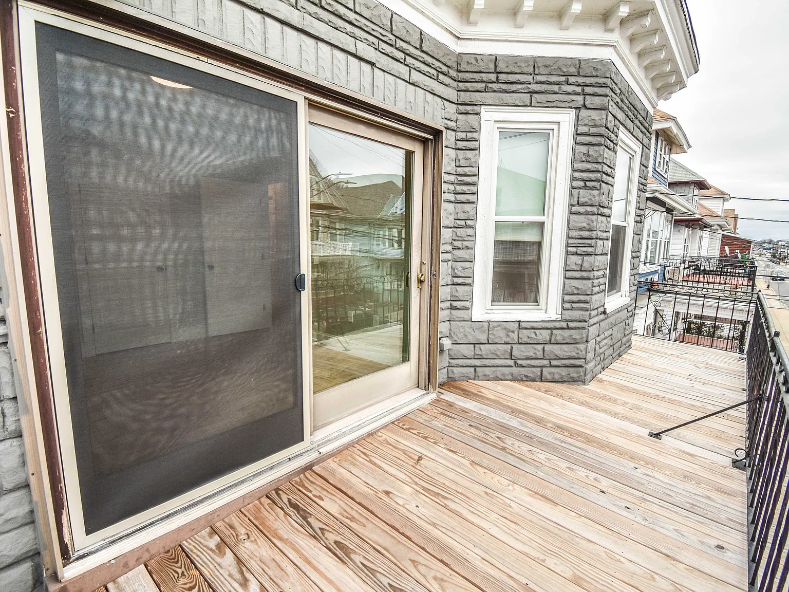 5 bed, $4,250 — Photo 4
