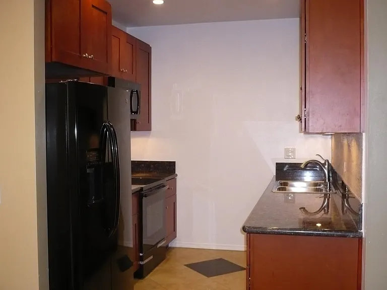 8310 Regents Rd #1C — Photo 2