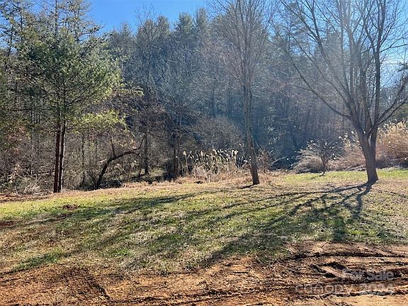 2nd image of 96 Old Burnsville Rd