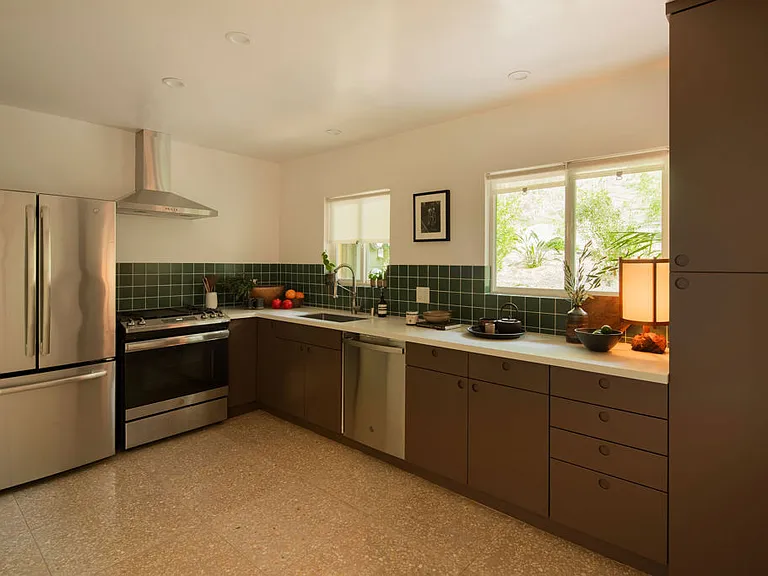 830 Tularosa Dr #2 — Photo 4