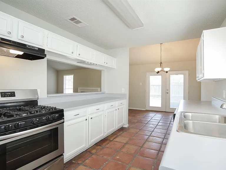 13303 Hampton Falls Dr — Photo 19