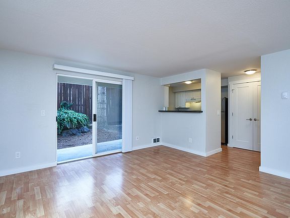 3rd image of 2620 NW 56th St #102