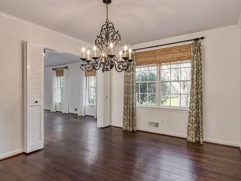 4601 Club Cir NE — Photo 30