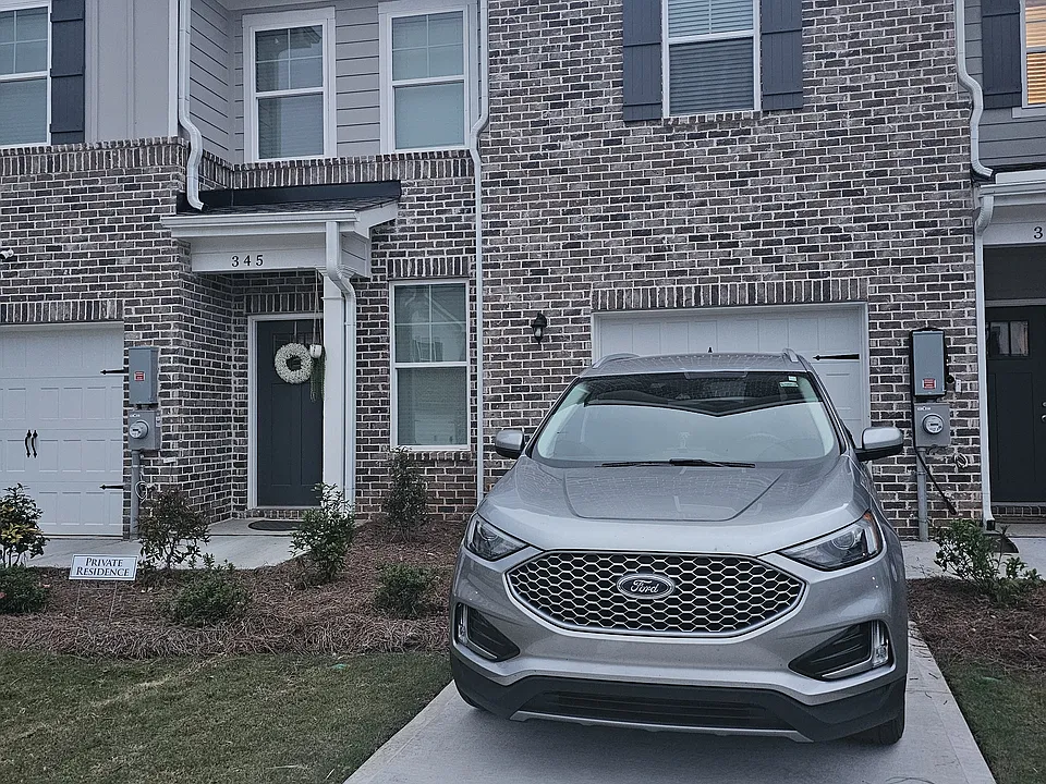 349 Navigator Ln