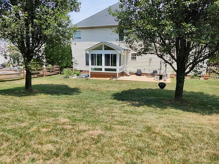 14512 Harvington Dr — Photo 34