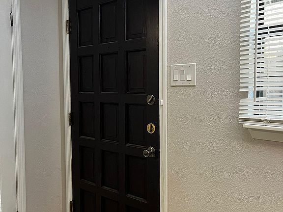 2nd image of 855 Dublin Dr APT A