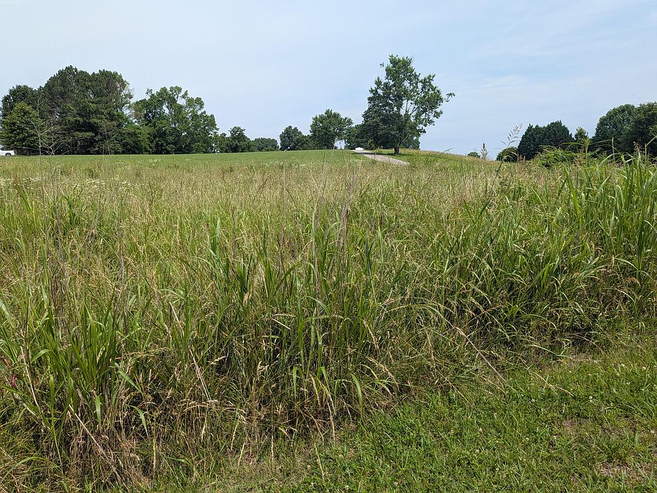 1st image of 2 Riverbend Dr