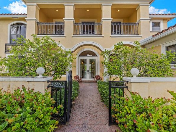 4485 Island Reef Dr