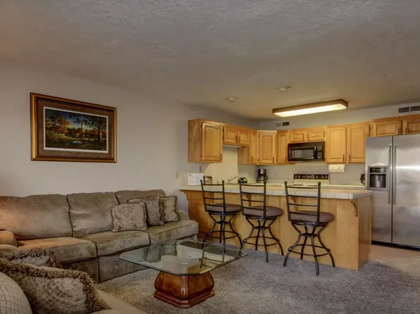 1845 W Canyon View Dr APT 1610, St George, UT 84770