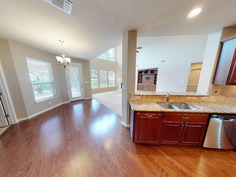 5705 Lipan Apache Bnd — Photo 13