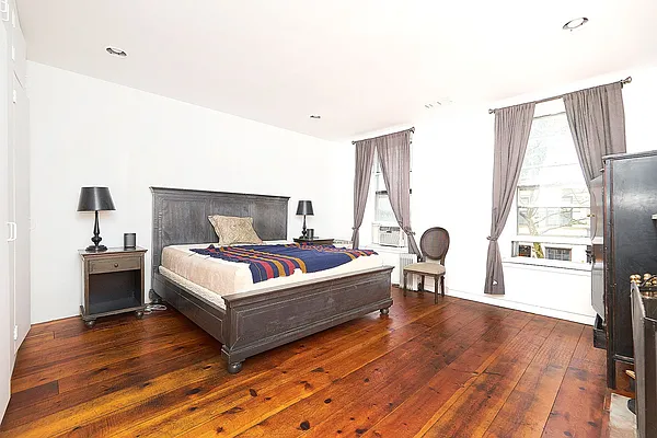 Rented by Keller Williams NYC | media 14