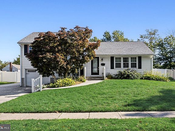 3rd image of 164 Antietam Rd