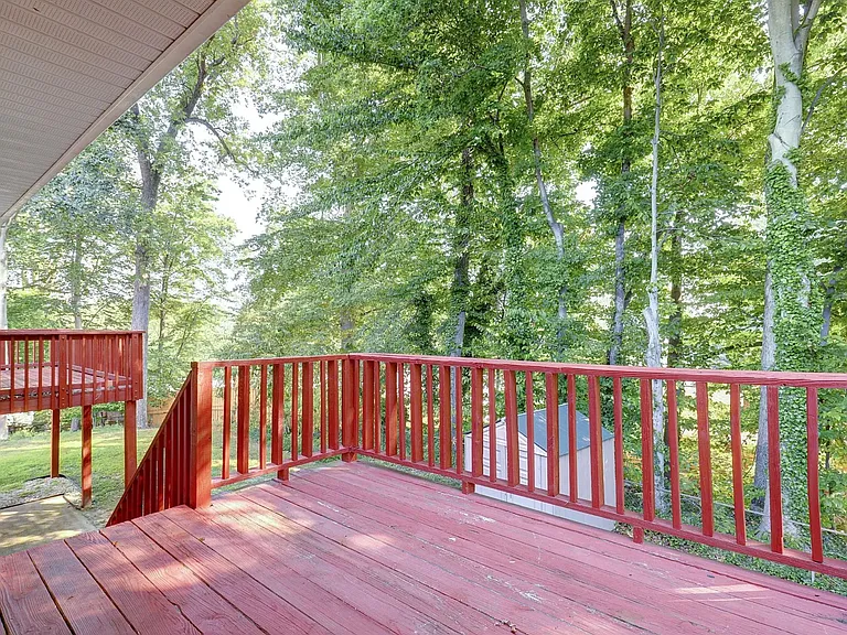 3315 Albion Ct — Photo 6