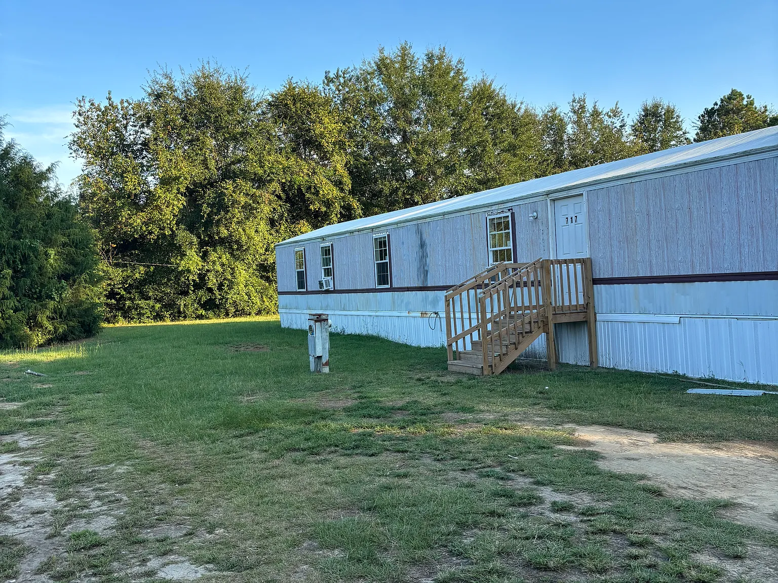 3 bed, 1000 sqft, $1,100 — Photo 1