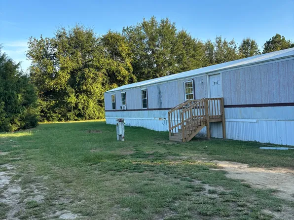 717 Ricky Dr, Darlington, SC 29532