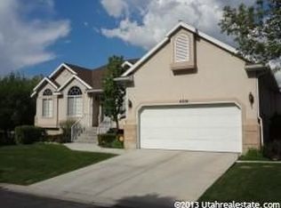4719 S Holladay Wood Ln, Holladay, UT 84117