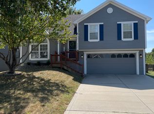 8625 NE 112th St, Kansas City, MO 64157