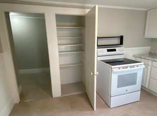 18 1/2 2nd St #20, Dover, NH 03820