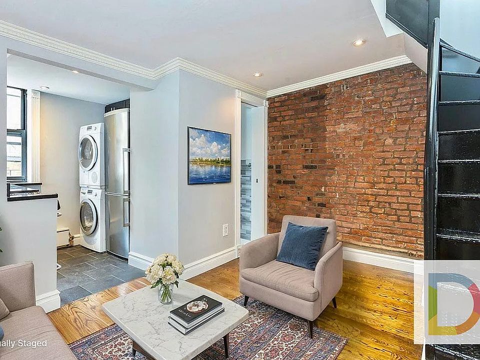 2nd image of 218 Avenue A #4FN