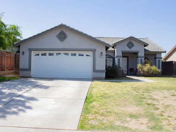 9017 Sentido Dr, Bakersfield, CA 93306