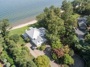 1 Bluff Rd, Saint James, NY 11780