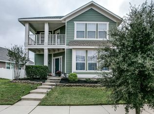1022 Oakcrest Dr, Aubrey, TX 76227