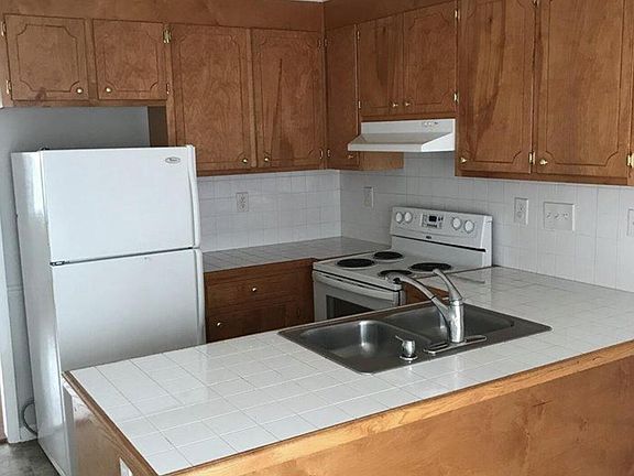 3rd image of 2128 Flagstone Court #G9