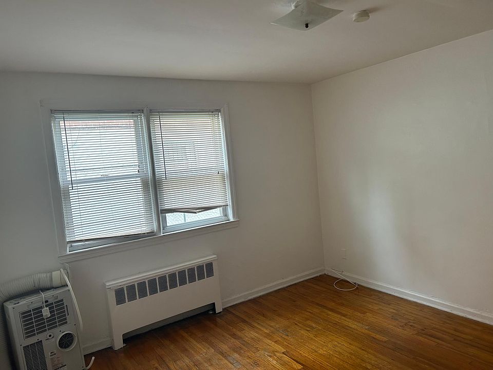 1st image of 1452 Kennellworth Pl Floor 1
