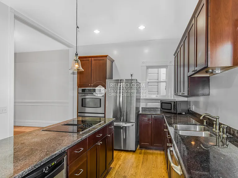 724 Central Ave — Photo 8