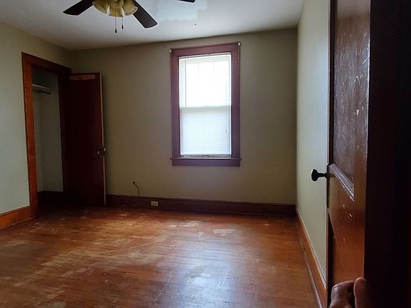 2nd image of 106 W College Ave